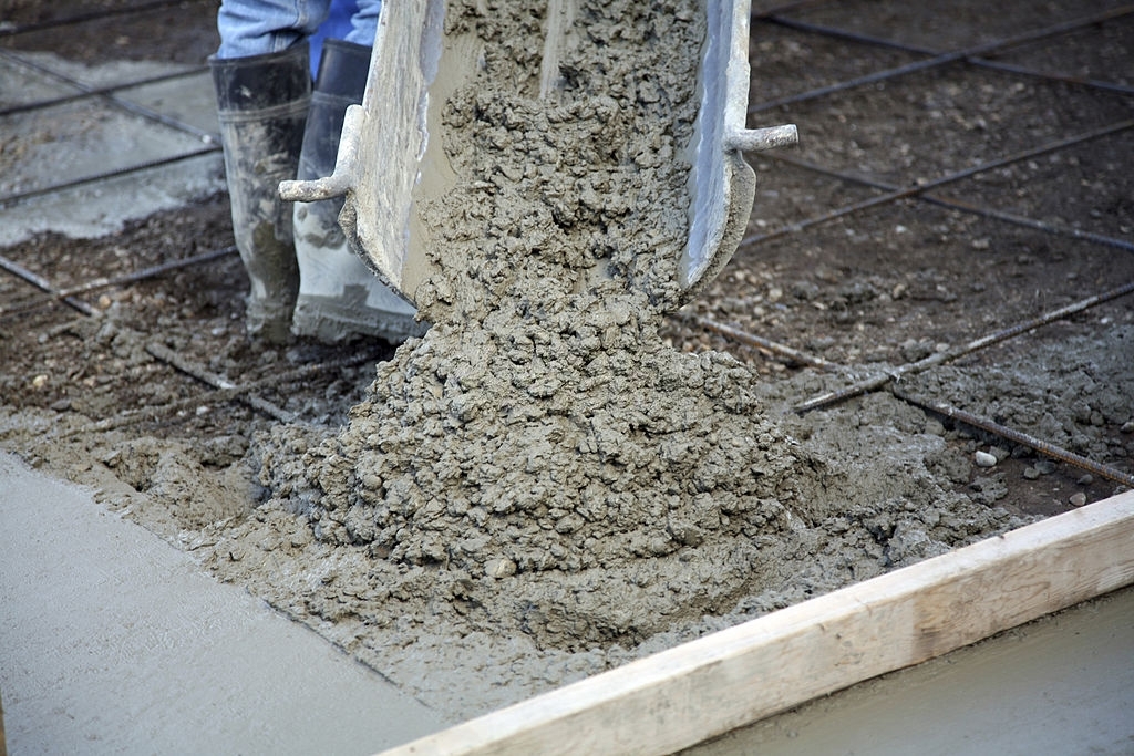 Доставка готового бетона БСГ тяжелого класса М 300 В 22 5 ГОСТ